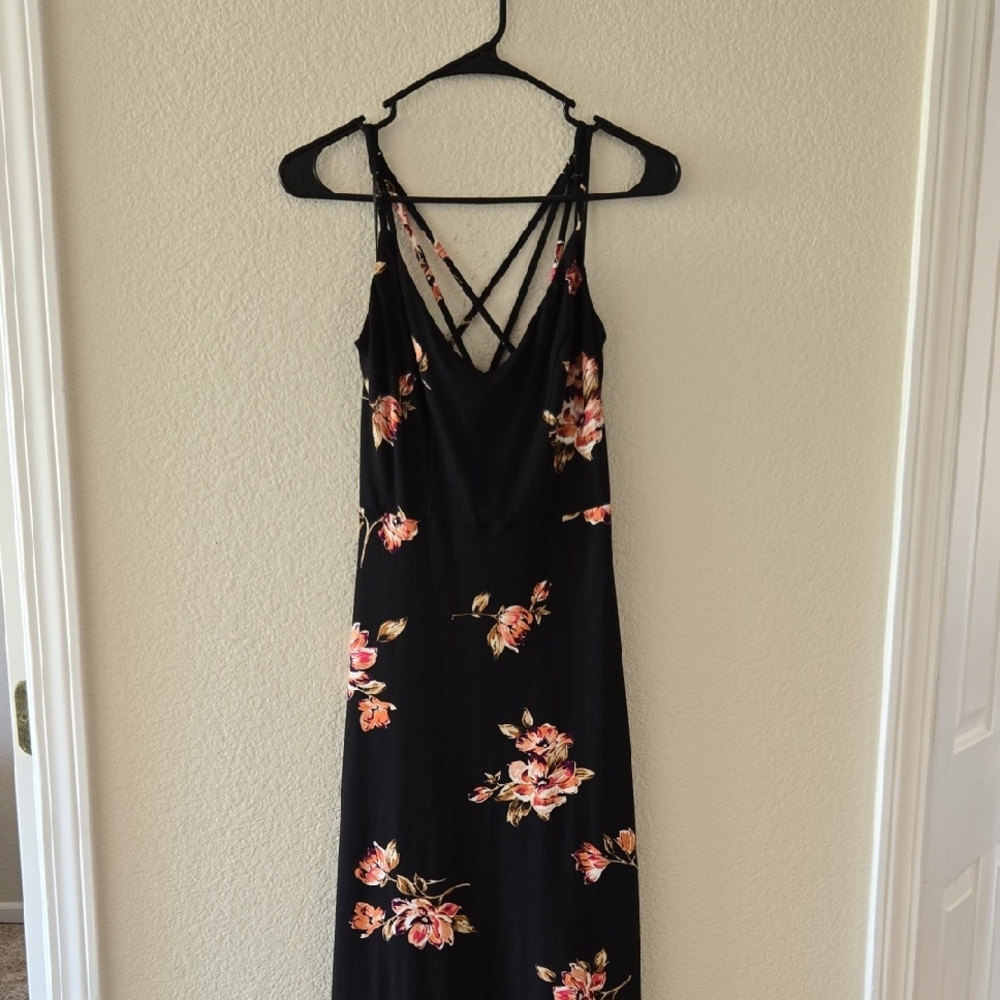 Nine Britton Black Maxi Dress with Pink Floral Pattern